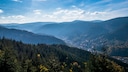 Schwarzwald: Der Panoramablick in das Murgtal ist vor allem bei klarem Himmel beeindruckend