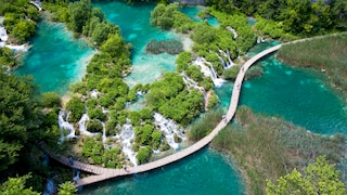 Der Nationalpark Plitvicer Seen in Kroatien bietet spektakuläre Ausblicke