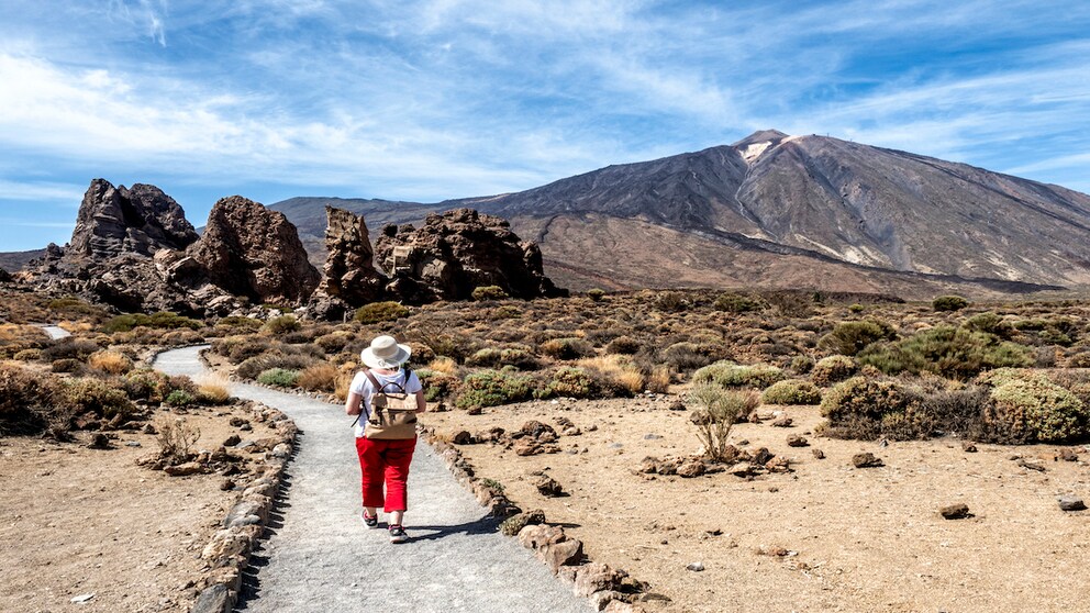 Der neue Wanderweg, die Route 040, führt Sportler 55 Kilometer von der Nordküste Teneriffas bis zum Gipfel des Vulkanbergs Teide und zurück