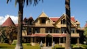 Im Winchester Mystery House soll es angeblich auch heute noch spuken – mehr als 100 Jahre, nachdem es erstmals für Besucher öffnete