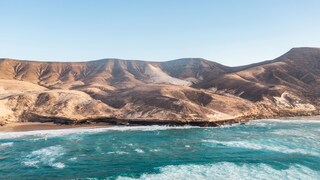 Szenen aus dem Film „Exodus“ und der Strand von Fuerteventura