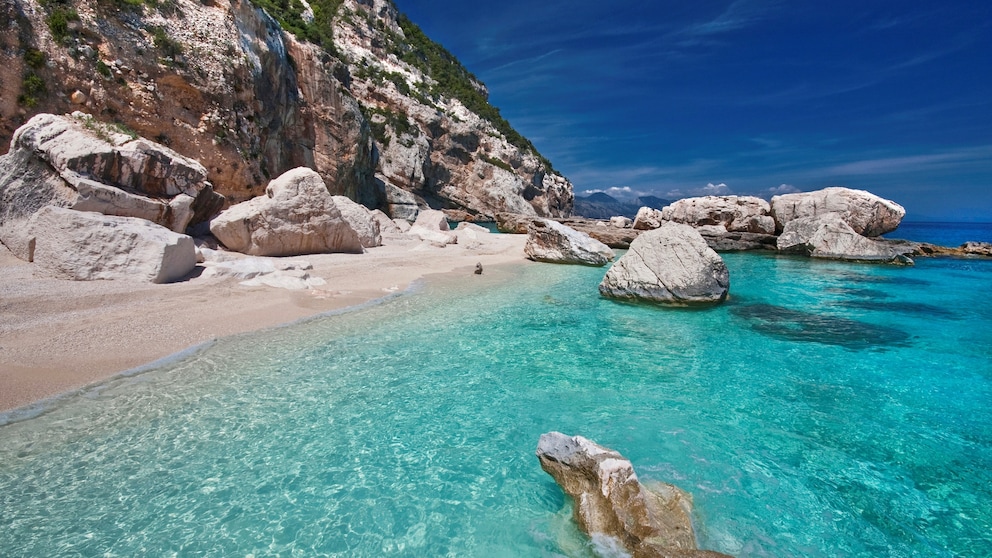 Cala Mariolu, Sardinia