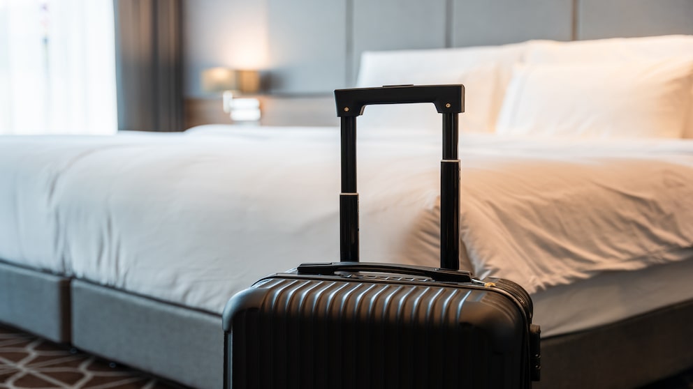 Wer über Buchungsportale im Netz nach einer Ferienwohnung oder einem Hotel sucht, sollte sich nicht auf die vorgeschlagene Trefferliste verlassen