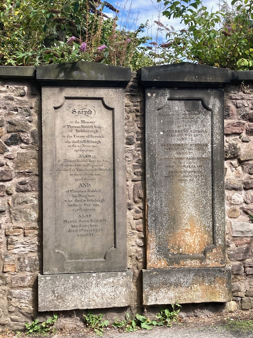 Das Grab von Thomas Riddle auf dem Greyfriars Kirkyard in Edinburgh