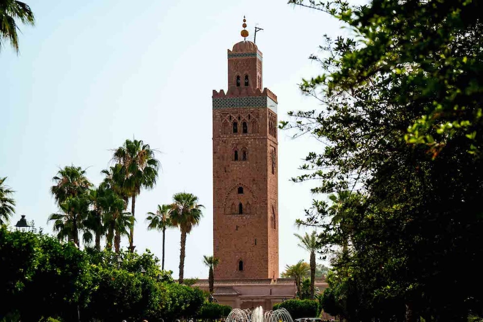 Die Koutoubia-Moschee ist die größte Moschee in Marrakesch und gilt als Wahrzeichen der „roten Stadt“