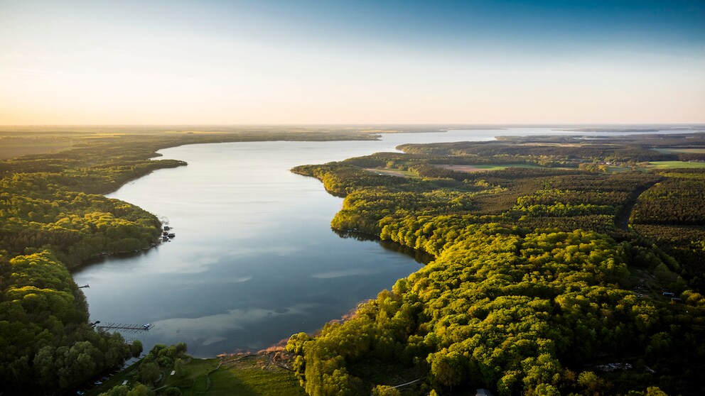 Der Plauer See in Mecklenburg-Vorpommern