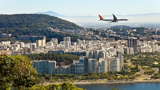 Der Flughafen von Rio de Janeiro und seine Stimme: Iris Lettieris (hier ein Bild aus früheren Tagen)