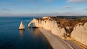 Von der historischen Hafenstadt La Rochelle bis Hendaye an der Grenze zu Spanien – diese Route ist perfekt für einen Roadtrip entlang des Atlantiks durch Frankreich.