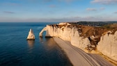 Von der historischen Hafenstadt La Rochelle bis Hendaye an der Grenze zu Spanien – diese Route ist perfekt für einen Roadtrip entlang des Atlantiks durch Frankreich.