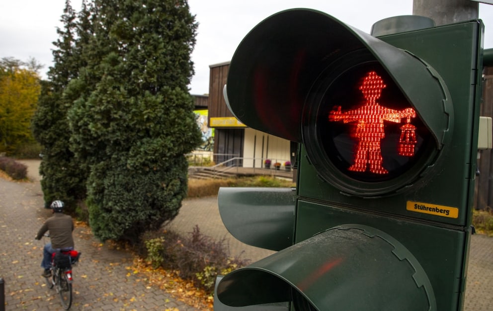 Good luck: At Duisburg traffic lights, you find quirky miners