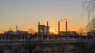 Wolfsburgs „Autostadt“ mit dem Kraftwerk, das heute unter Denkmalschutz steht