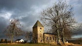 Das Eifel-Dorf Wollseifen existiert eigentlich bereits seit 1946 nicht mehr. Trotzdem weigern sich einige der ehemaligen Bewohner immer noch, ihre Heimat für immer aufzugeben