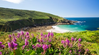 An den Stränden von Cornwall ist man im Sommer nicht allein, egal ob am Ärmelkanal, an der Keltischen See oder am Atlantischen Ozean.