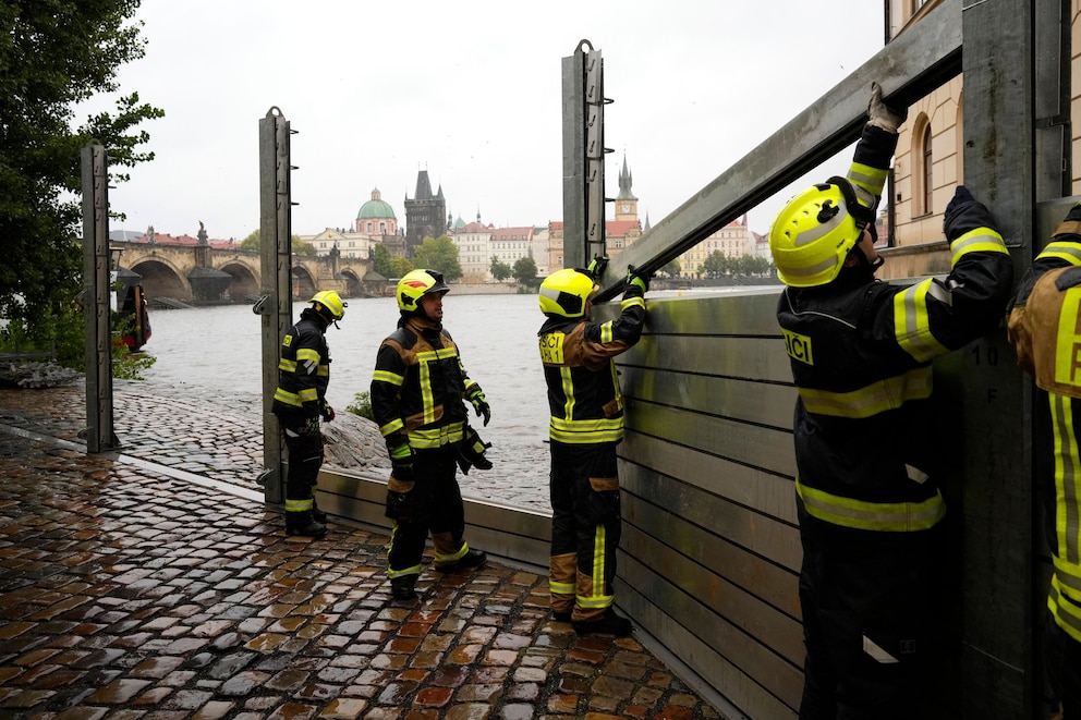   Vorbereitung auf Hochwasser in Tschechien