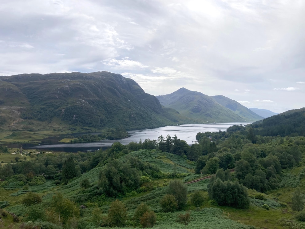 Aussichten auf dem Weg zum Glenfinnan Viadukt