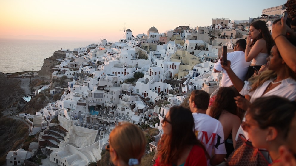 Viele Touristen auf Santorin – auf Mykonos sieht es nicht anders aus