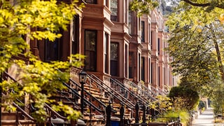 Brownstone Häuser in Brooklyn, New York: Erkennen Sie die „reichste“ Stadt der Welt?