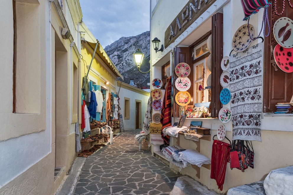 Reiseziele Urlaub im Herbst: Das Örtchen Olymbos ist eines der Highlights auf der Insel Karpathos