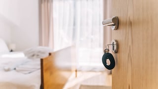 Ein neuer Bericht zeigt die skurrilsten Dinge, die Gäste schon in Hotels vergessen haben 