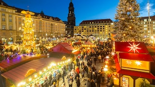 Weihnachtsmärkte wie der Dresdner Striezelmarkt ziehen jährlich tausende Besucher an – für diejenigen, die sich nach weniger Trubel sehnen, sind eventuell die Detour Destination Weihnachtsmärkte eine Alternative