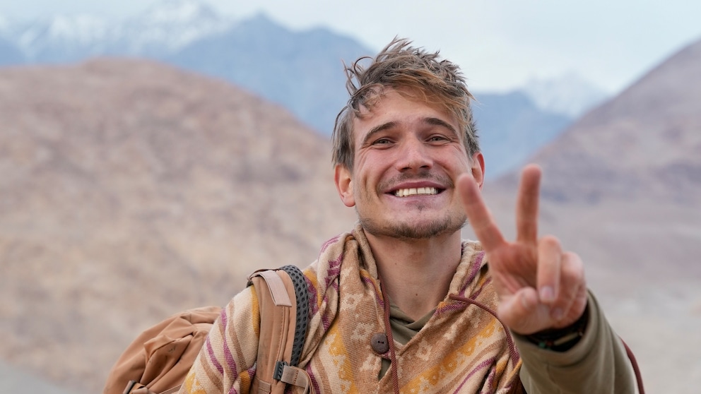 Josua Wirth, welcher auf Social Media auch als „Travell4llove“ bekannt ist, reiste für die Liebe auch durch Länder wie Afghanistan und den Iran