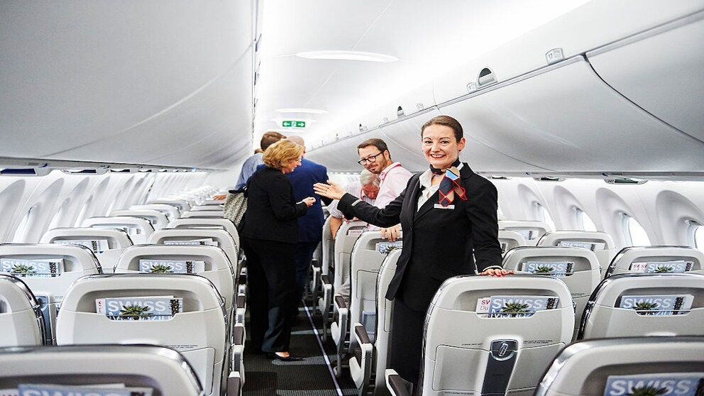 Dass sich im Flugzeug allerhand Keime tummeln, haben bereits einige Tests bewiesen.