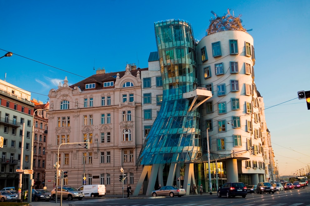 Das Tanzende Haus ist ein Bürogebäude in Prag 