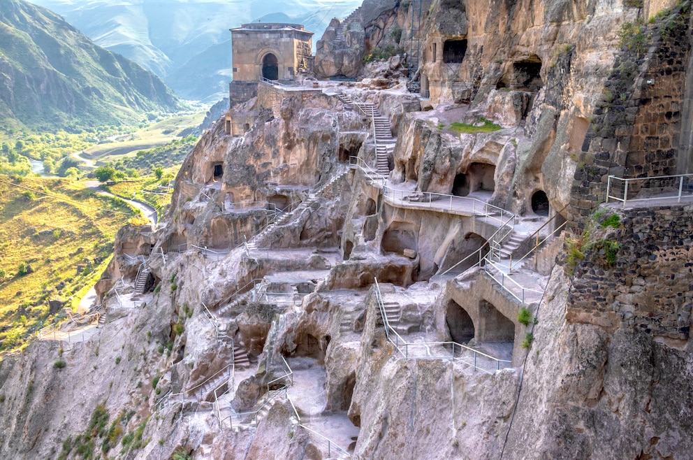 Die Höhlenstadt Vardzia in Georgien