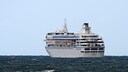 Das Kreuzfahrtschiff „Villa Vie Odyssey“ vor Belfast