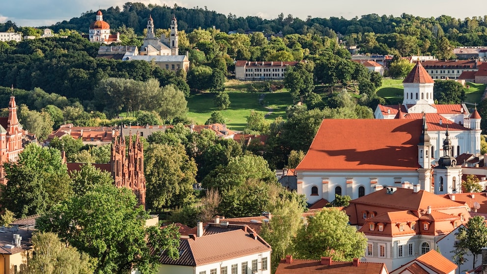 Eines der Top-Reiseziele in Europa überzeugt mit zahlreichen Wäldern, Seen und UNESCO-Welterbestätten