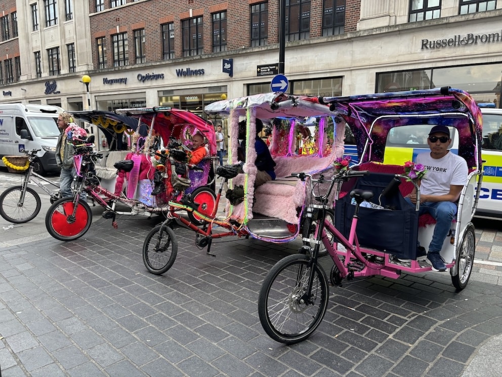 Was ein Londoner nie tun würde: in eine Rikscha steigen, um von A nach B zu kommen