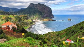 Madeira ist ein Naturparadies und trägt nicht umsonst den Beinamen Blumeninsel