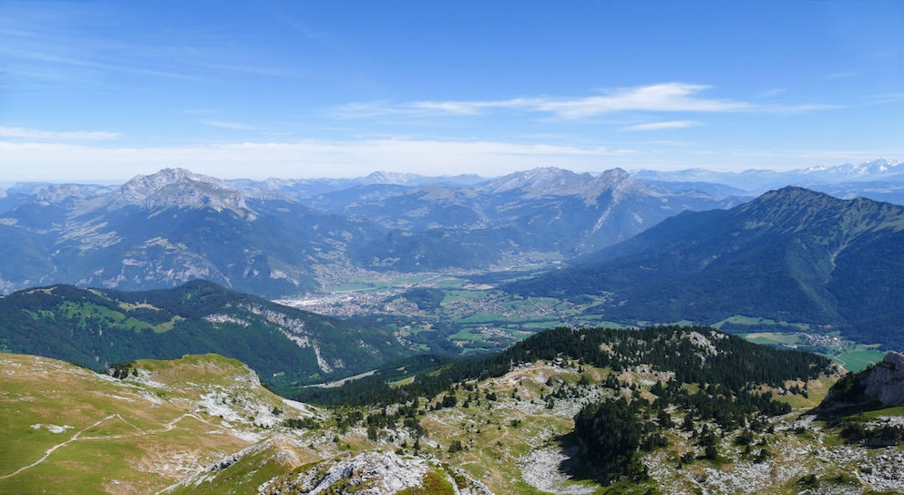 Auch die französische Gegend um das Skigebiet La Sambuy hatte in den letzten Jahren mit Schneeknappheit zu kämpfen