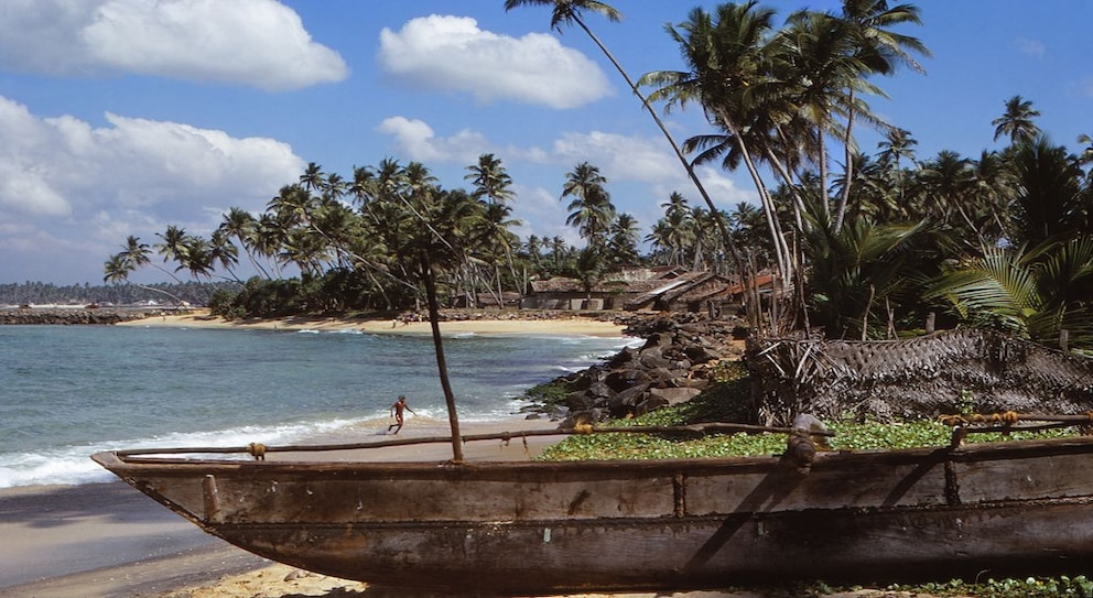 Der Strand von Hikkadowa befindet sich im Südwesten Sri Lankas