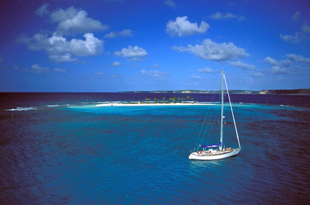 Boot vor Sandy Island