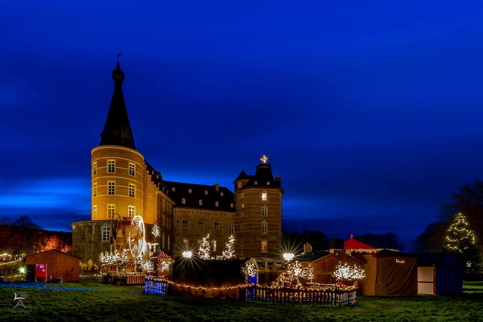 Weihnachtsmarkt Wasserschloss Merode