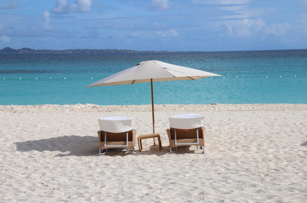 Maundays Bay beim West End Village auf Anguilla