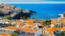 Die kleine charmante Küstenstadt auf Madeira trägt den Namen Camara de Lobos