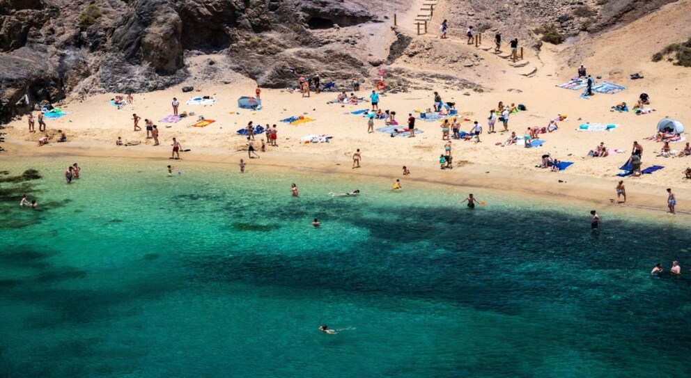 Papagayo Beach is located in the south of Lanzarote and should not be missed during a January vacation