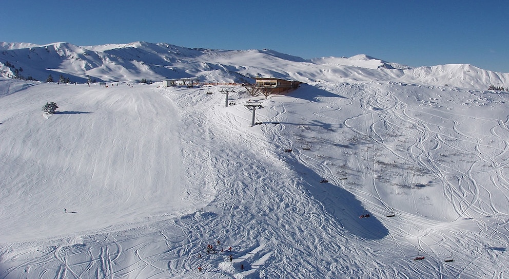 Bleibt der natürliche Schneefall aus, werden die 16 Pisten von Donnersbachwald künstlich mit Schnee versorgt