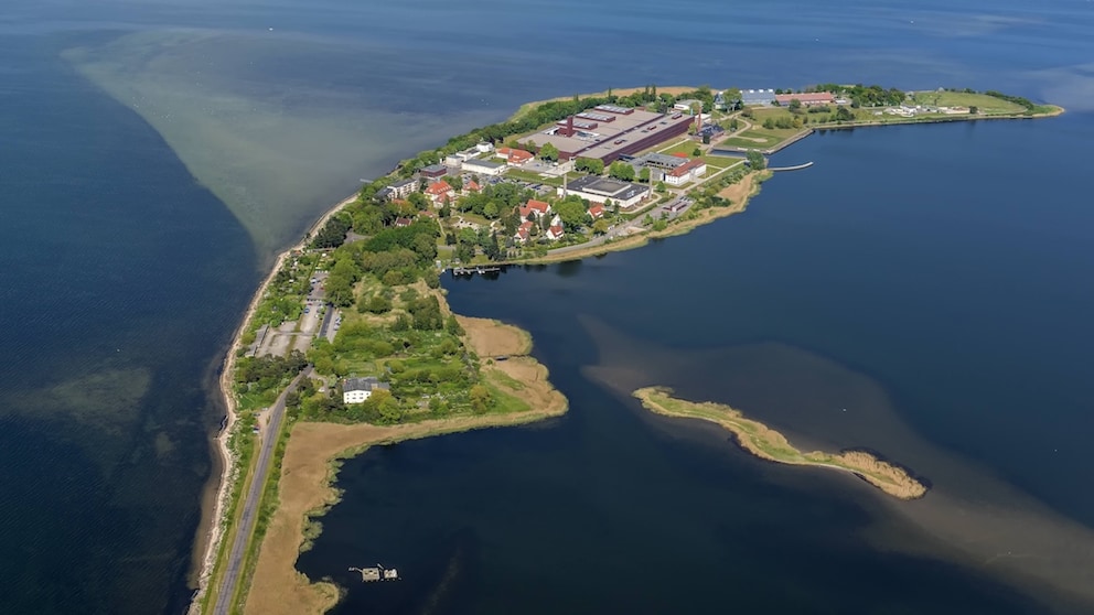 Auf den ersten Blick wirkt die Ostseeinsel Riems wie eine Ferieninsel, doch der Schein trügt