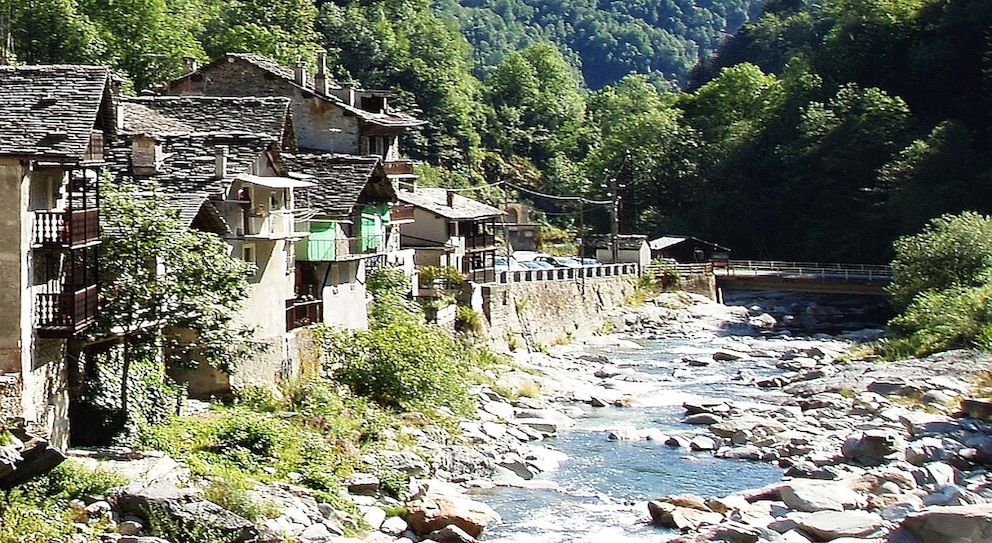 Hoch oben in den italienischen Bergen befindet sich das Dorf Rassa und zählt nun ganz offiziell zu einem der schönsten Dörfer Italiens