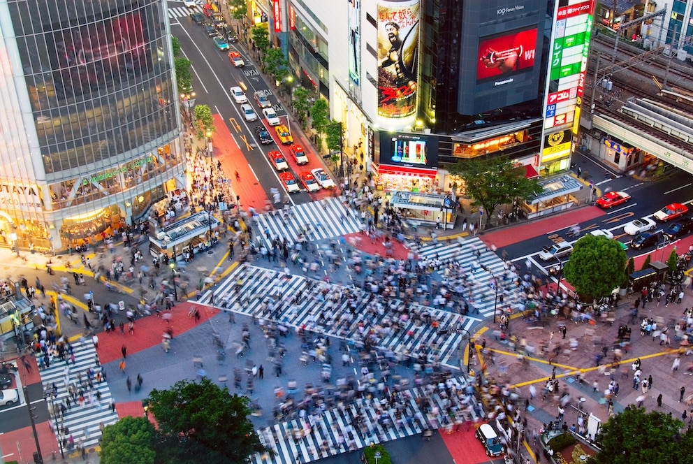 Die Shibuya Crossing ist Symbolbild für Tokio und ein echtes Highlight