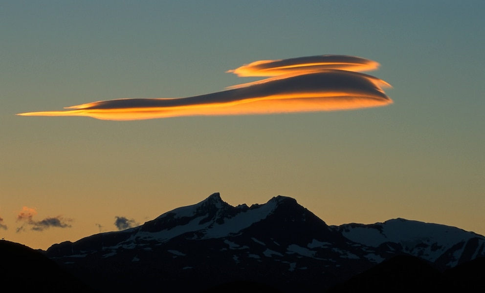 Ähnlich der Wolke über Neuseeland: eine Lenticularis in Chile