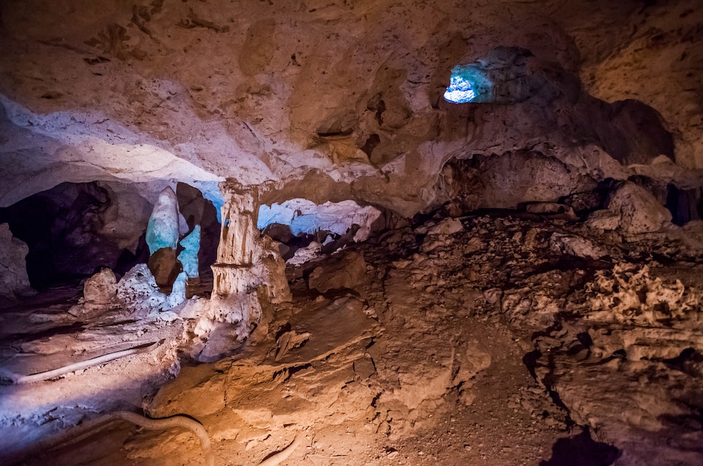 Die Schauhöhle Green Grotto Caves bei Discovery Bay in Jamaika