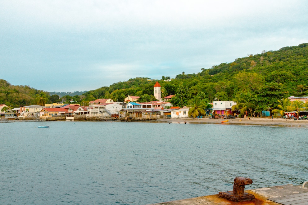 Deshaies ist eine Küstenstadt in Guadeloupes Nordwesten