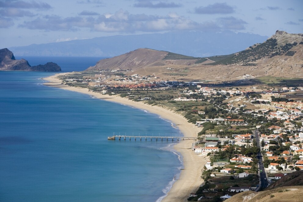 Der berühmteste Strand auf Porto Santo erstreckt sich über sagenhafte neun Kilometer