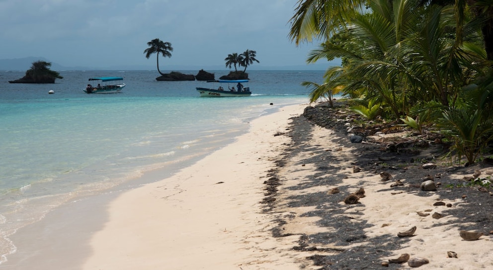 Die Insel Bocas del Torro liegt in Panama und bietet im Februar optimale Bedingungen für einen Badeurlaub – ein echter Geheimtipp für einen Urlaub im Februar