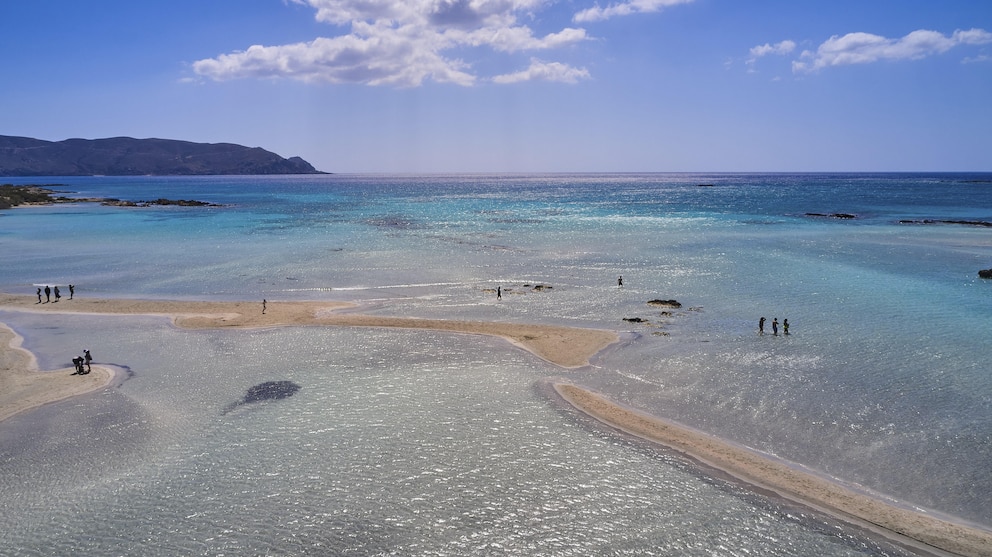 Elafonissi Beach