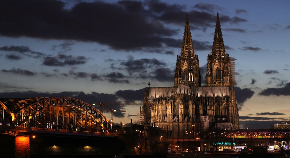 Der Kölner Dom ist mit Abstand die bekannteste Sehenswürdigkeit der Stadt